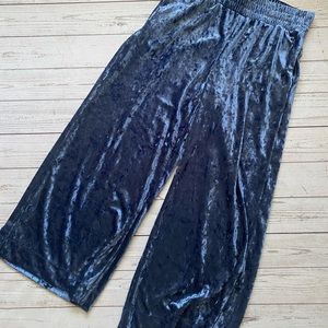 Blue velvet wide leg pants S